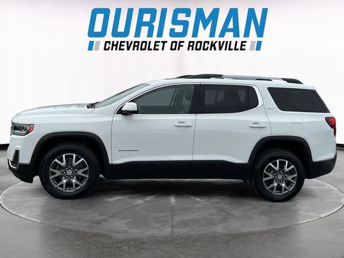 Used 2023 GMC Acadia SLT w/ Preferred Package image 3