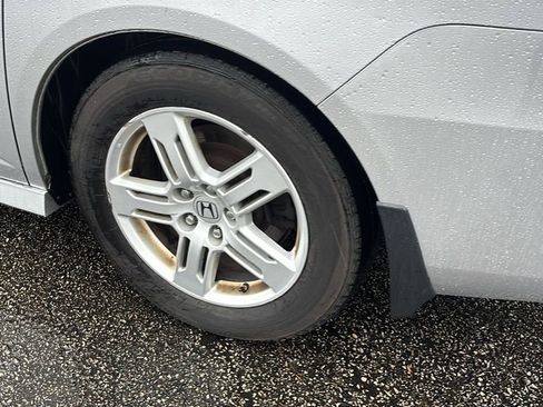 Used 2011 Honda Odyssey Touring image 9