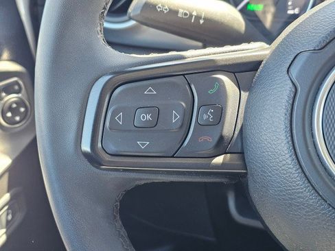 Used 2023 Jeep Wrangler Unlimited AWD/4WD image 30