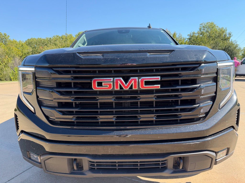 Used 2024 GMC Sierra 1500 Elevation AWD/4WD image 11