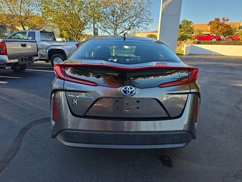 Certified 2018 Toyota Prius Prime Plus image 6