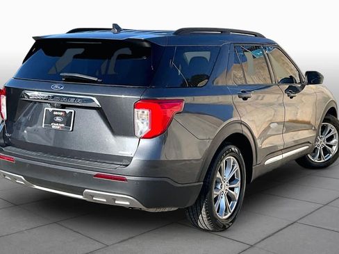 Used 2020 Ford Explorer XLT w/ Equipment Group 202A RWD image 15