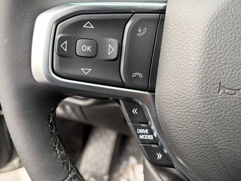 New 2026 RAM 1500 4x4 Crew Cab image 17
