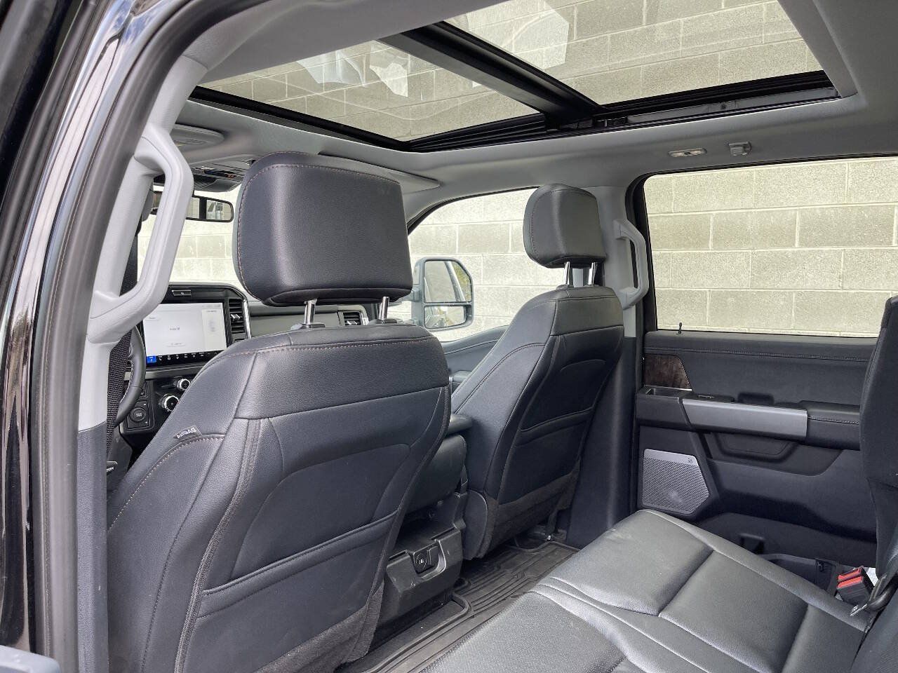 Used 2026 Ford F450 Lariat w/ Lariat Premium Package AWD/4WD image 12