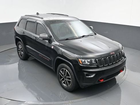 Used 2020 Jeep Grand Cherokee Trailhawk AWD/4WD image 23