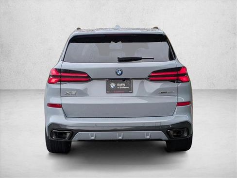 New 2026 BMW X5 xDrive50e image 7