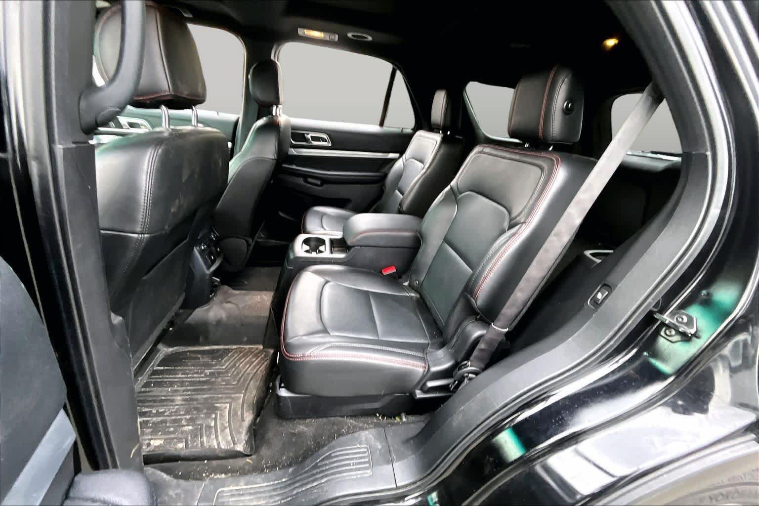 Used 2016 Ford Explorer Sport w/ Equipment Group 401A AWD/4WD image 21