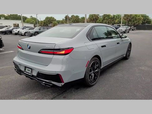 New 2025 BMW 760i xDrive 760i xDrive image 22