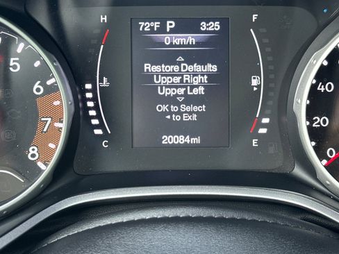 Used 2021 Jeep Compass Latitude image 25