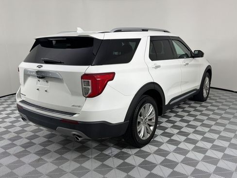 Used 2022 Ford Explorer Limited w/ Equipment Group 301A AWD/4WD image 9