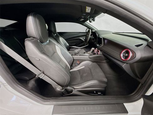 Used 2023 Chevrolet Camaro SS RWD image 6