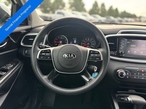 Used 2020 Kia Sorento LX image 15