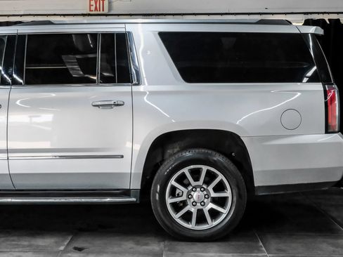 Used 2020 GMC Yukon XL Denali RWD image 13