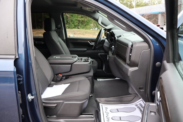 Used 2023 Chevrolet Silverado 1500 LT AWD/4WD image 25