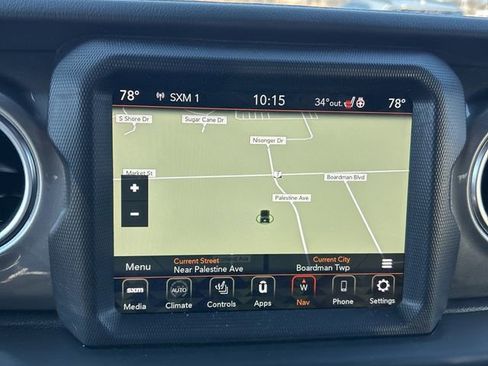 Used 2020 Jeep Wrangler Unlimited Sahara image 17