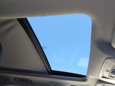 Used 2014 Ford Escape Titanium image 5