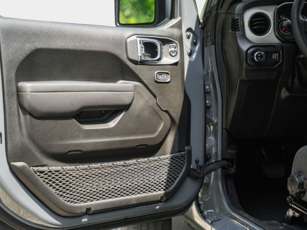 New 2025 Jeep Gladiator Sport AWD/4WD image 38
