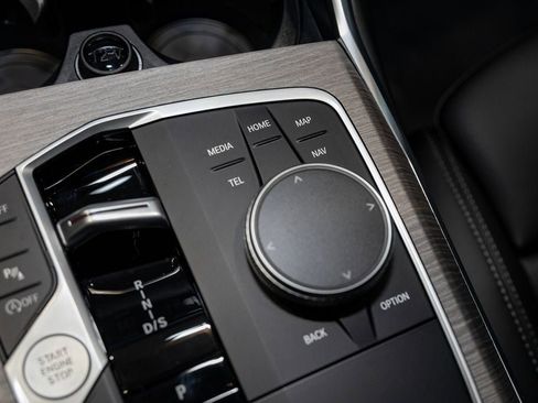 New 2026 BMW 330i xDrive Sedan w/ Convenience Package image 23