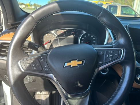Used 2019 Chevrolet Equinox Premier image 6