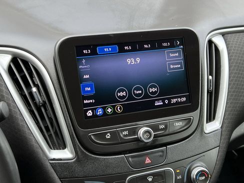 Used 2019 Chevrolet Malibu RS w/ LPO, Convenience Package 1 image 16