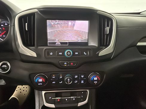 Used 2022 GMC Terrain SLE w/ Driver Convenience Package AWD/4WD image 28