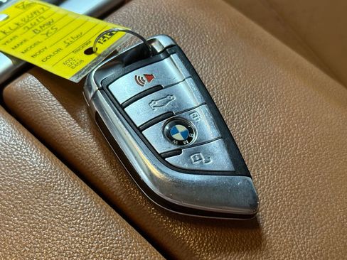 Used 2019 BMW X5 xDrive40i w/ Premium Package 2 image 37