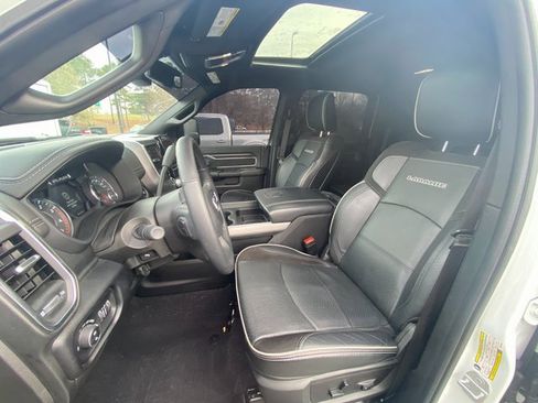 Used 2024 RAM 3500 Laramie w/ Night Edition image 10