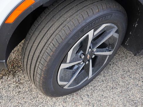 New 2026 Chevrolet Equinox EV LT image 9