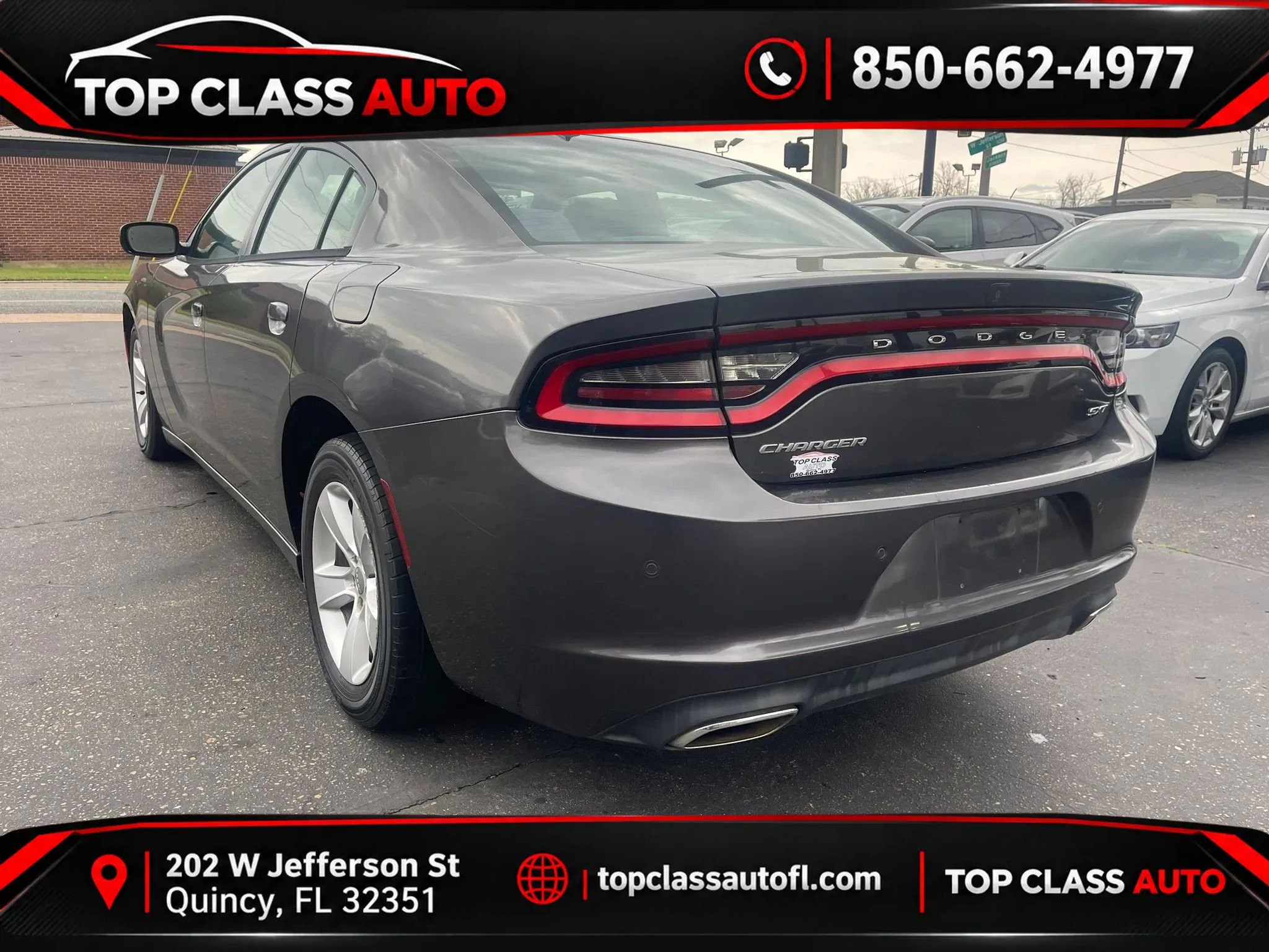 Used 2015 Dodge Charger SXT w/ Driver Confidence Group RWD image 6