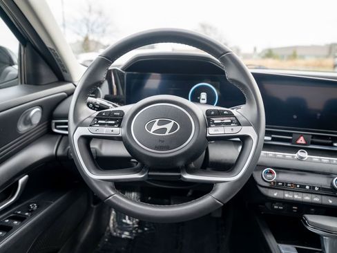 Certified 2024 Hyundai Elantra Limited image 16