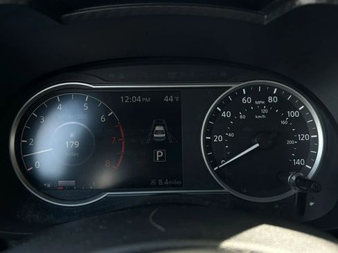 Used 2024 Nissan Versa SV w/ Trunk Package FWD image 19