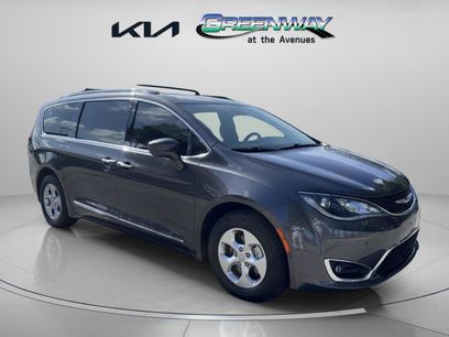 Used 2017 Chrysler Pacifica Touring-L Plus
