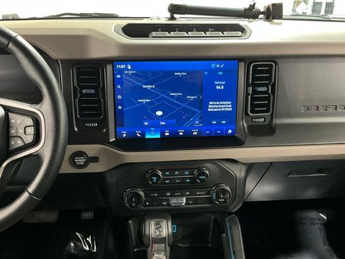Used 2022 Ford Bronco Wildtrak AWD/4WD image 8