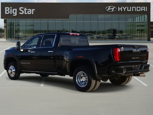 Used 2024 GMC Sierra 3500 Denali Ultimate image 3