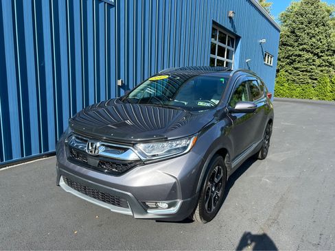 Used 2017 Honda CR-V Touring image 2