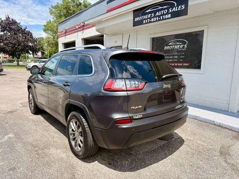 Used 2019 Jeep Cherokee Latitude Plus w/ Comfort/Convenience Group AWD/4WD image 15