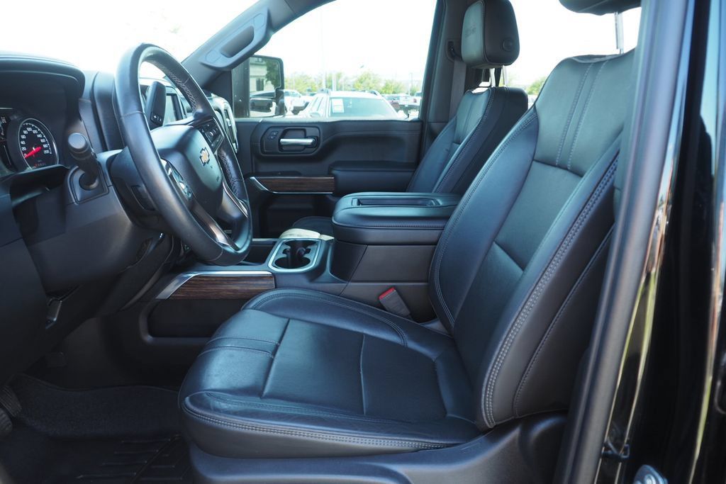 Used 2020 Chevrolet Silverado 2500 High Country AWD/4WD image 14