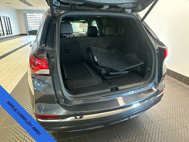 Used 2023 Chevrolet Equinox RS AWD/4WD image 6