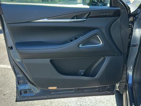 Certified 2025 INFINITI QX60 Sensory image 14