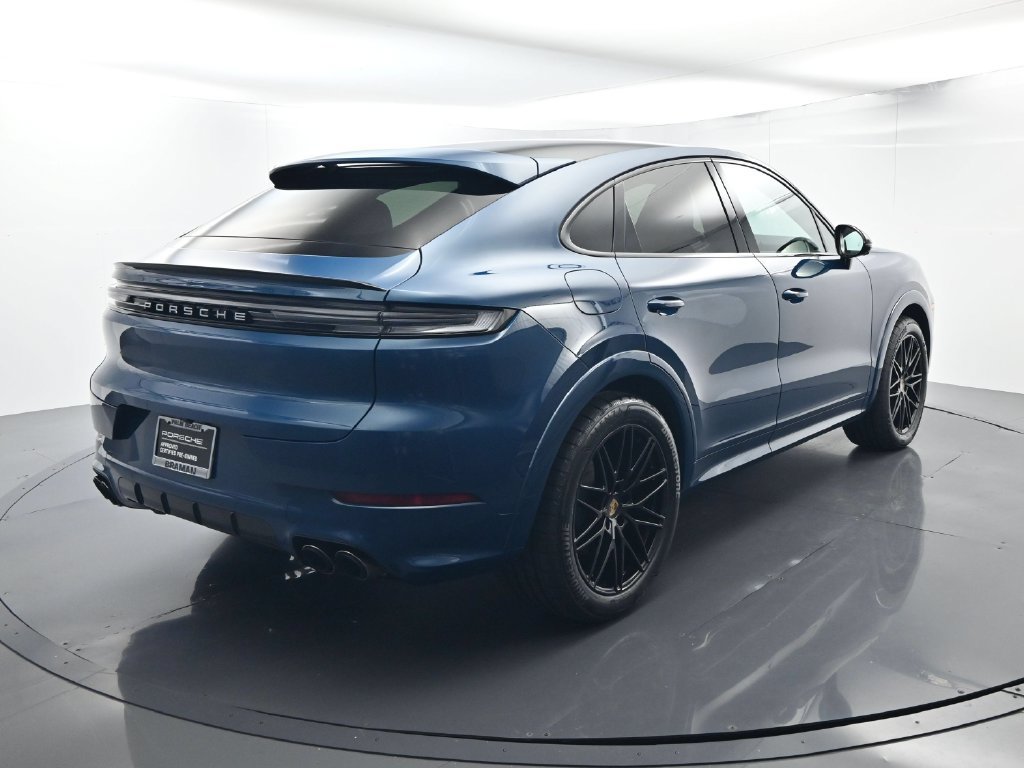 Certified 2024 Porsche Cayenne Coupe AWD/4WD image 14