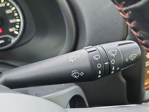 Used 2021 Jeep Renegade Trailhawk w/ Trailer Tow Group image 27