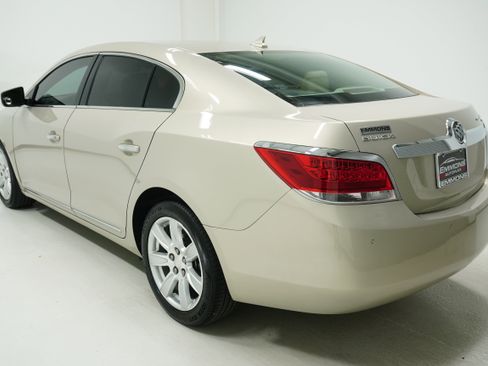 Used 2011 Buick LaCrosse CXL image 6