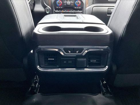 Used 2020 Chevrolet Silverado 2500 High Country w/ Technology Package image 16