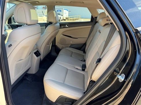 Used 2018 Hyundai Tucson Limited w/ Ultimate Package 02 image 8