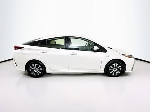 Used 2020 Toyota Prius Prime LE FWD image 10