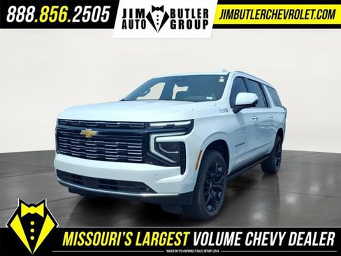 Used 2026 Chevrolet Suburban High Country AWD/4WD image 1