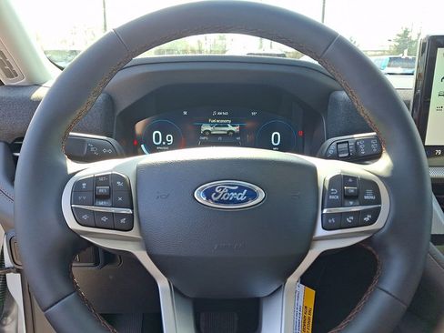 New 2026 Ford Explorer Active w/ Active Comfort Package image 11