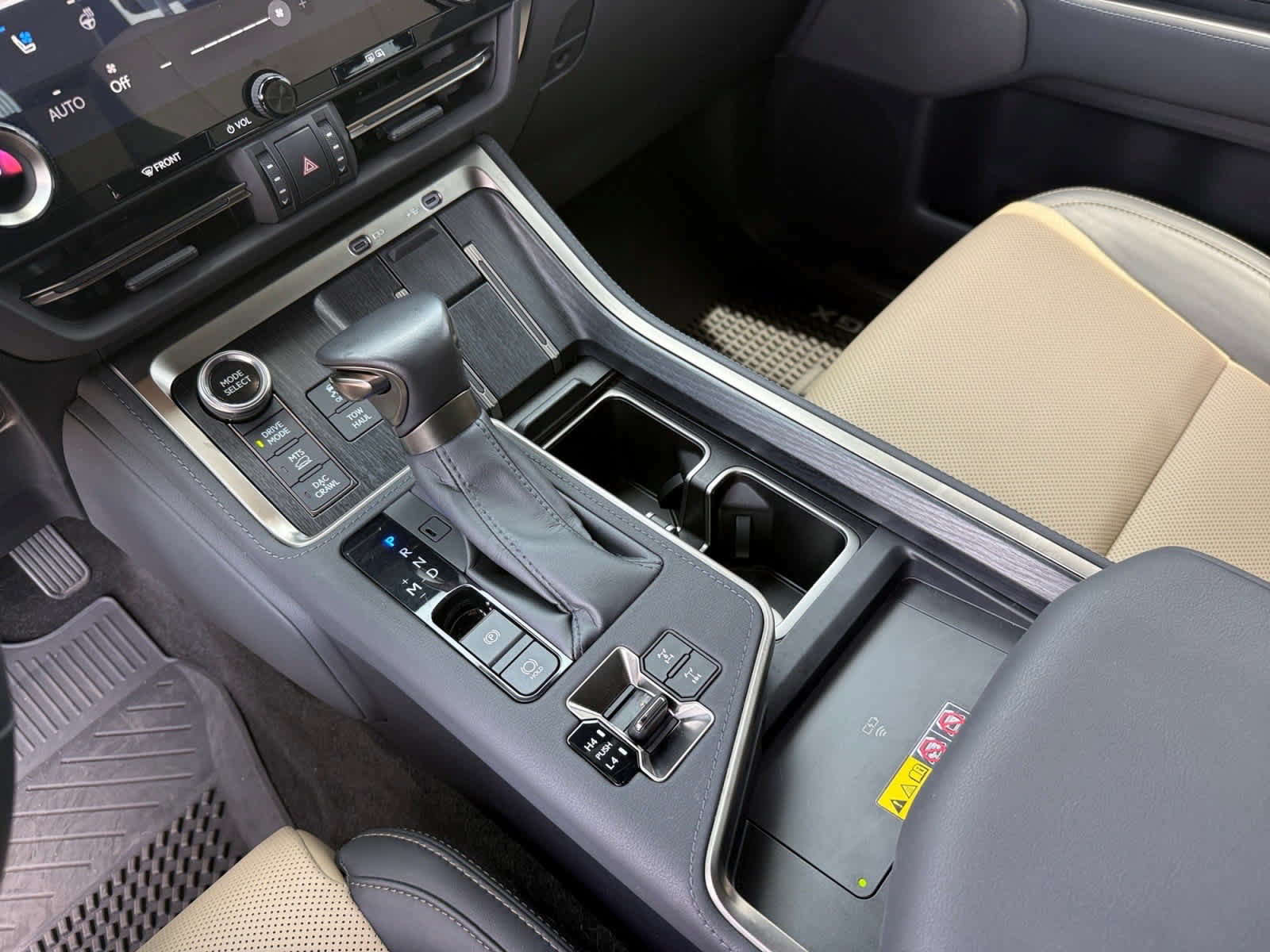Used 2024 Lexus GX 550 AWD/4WD image 22