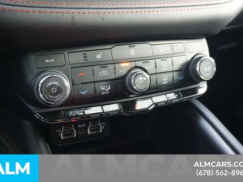 Used 2026 Dodge Durango GT RWD image 40