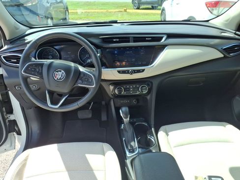Used 2022 Buick Encore GX Select w/ Sport Touring Package FWD image 12